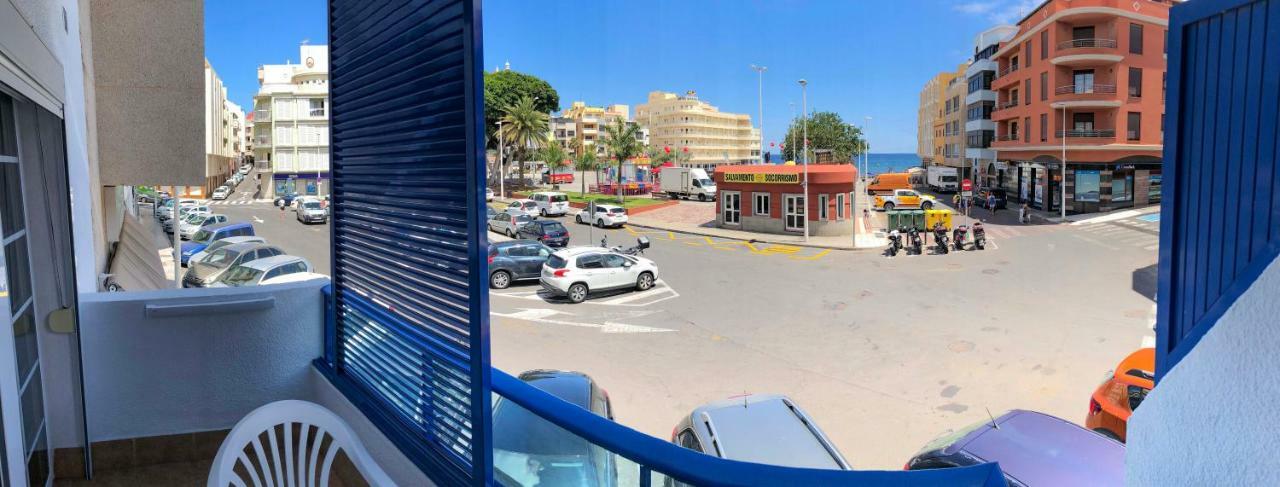 אל מדאנו Apartamento Centrico Con Vistas Al Mar מראה חיצוני תמונה
