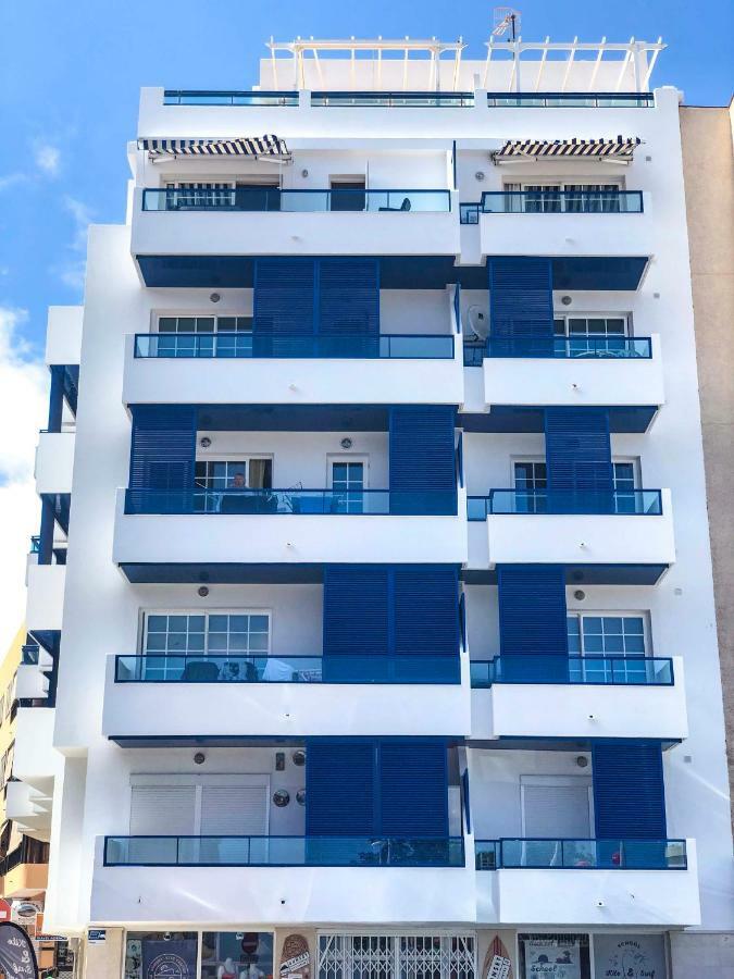 אל מדאנו Apartamento Centrico Con Vistas Al Mar מראה חיצוני תמונה